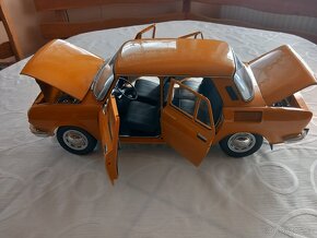 škoda 100  model 1: 8 deagostini - 4