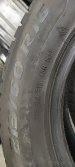 Pirelli Sottozero3 215/60 R16 Zimní - 4