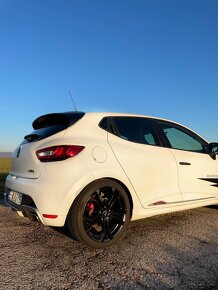 Renault Clio RS 4 Trophy 220 EDC - 4