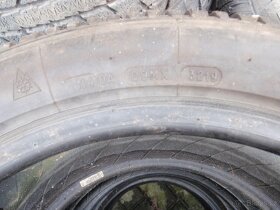 Pneu 225/50 R17 - 4