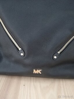 Michael Kors 30T8GZUH7L černá - 4