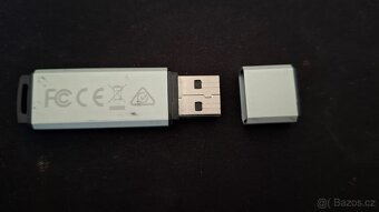 USB flash disk 16 GB nebo 32 GB - 4