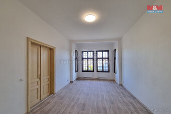 Prodej bytu 3+1, 75 m², Karlovy Vary, ul. Západní - 4