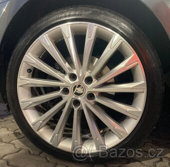 Sada Alu. kol 5x112, BECRUX, 225/40 R19 - 4