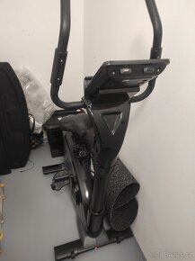 Zipro Rook iConsole + electromagnetic exercise bike - 4