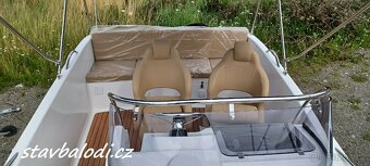 Motorový člun, loď Orion 560 SunDeck - 4