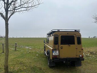 Land Rover Defender V8 - 4