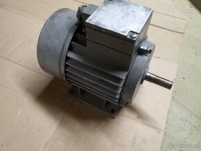 Elektromotor 370w/1370ot - 4