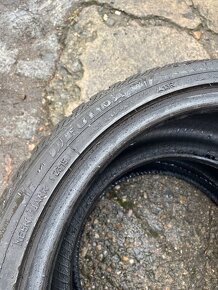 Použité zimní pneu 225/40R18 92V - 4