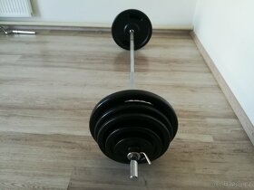 Prodám novou bench činku o celkové váze 114 kg České výroby - 4