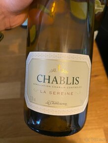 Víno Chablis La Sereine 0,75l,komplet 7lahví,Praha - 4