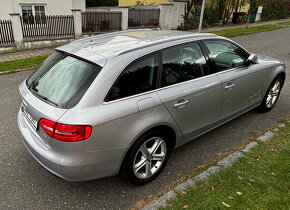 AUDI A4 AVANT - 4