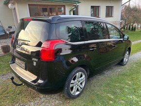 PEUGEOT 5008 2.0hdi 110kw r.12/2016 145000km 7.míst navigace - 4