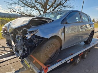 Toyota auris 2016 1.3 vvti 73 kw... 37 t.km - 4