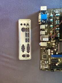 MSI 760GM-P23 (FX) + AMD X2 3,20GHz + 4 GB - 4