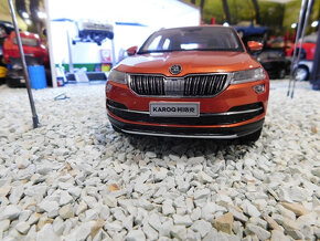 model auta skoda KAROQ  1:18 oranžová farba / Paudi - 4