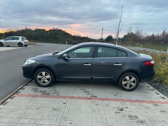 Renault Fluenc 1.6 MPI, rok 2010 - 4