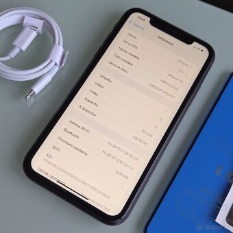 iPhone XR, 64GB, 89% baterie - 4