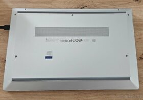 HP Elitebook 13", core i5, NVMe, 16GB DDR4 - jako nový - 4