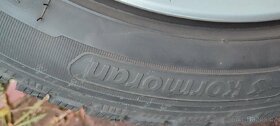 Prodám sadu Alu disků se zimními pneu 205/55 R17 na BMW. - 4