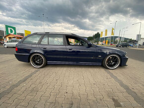 BMW e39 540i Touring - 4