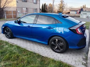 Honda Civic X - 4