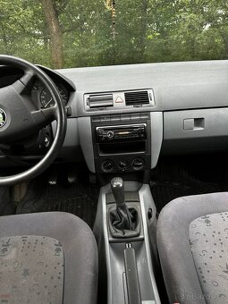 Prodám ŠKODA fabia 1.4 benzín - 4