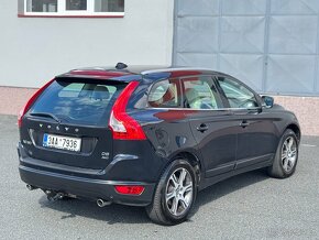 Volvo XC60 2.4 D5 158kw/ Panorama/ Kůže/ 4x4/ tažné - 4