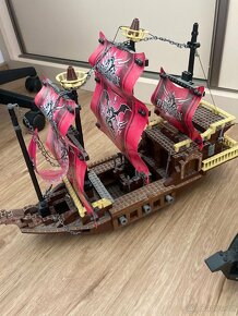 Lego lodě Pirates a Chima - 4