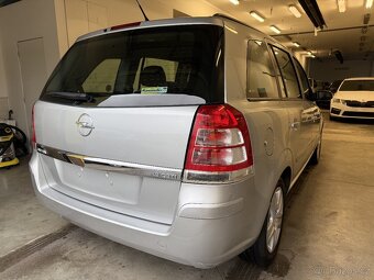 OPEL ZAFIRA 7MÍST 2009 1.9 CDTI BEZ KOROZE - 4