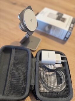 CubeNest Qi2 SQ312 Pro Titanium 3v1 s MagSafe - 4