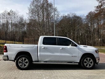 Dodge Ram 1500 5.7 V8 HEMI - 4x4 - RAM BOXY - NEBOURANÝ - 4