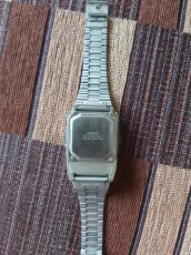 starší hodinky Casio - 4