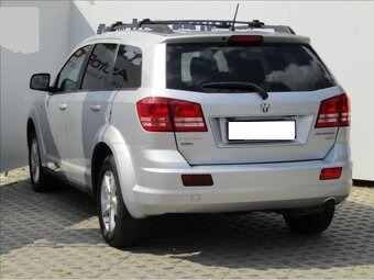 DODGE Journey 2,0 SXT manuální převodovka - 4