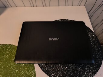 ASUS VivoBook X540N - 4