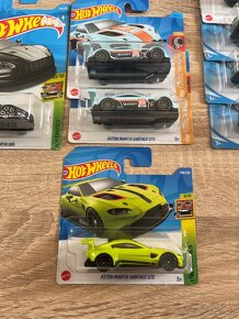 Aston Martin Hotwheels - 4