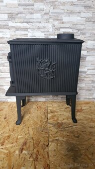 Litinová kamna Jotul F 602 N černý lak - 4