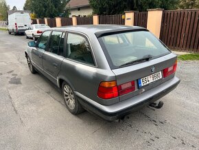 BMW E34 525TDS manuál - 4