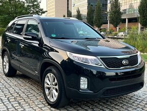 Kia Sorento 2.2CRDi 4x4 AUT KAMERA LED VÝHŘEV TAŽNÉ - 4