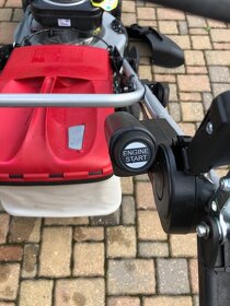 Sekačka BRIGGS&STRATTON 775 iS - pojezdem + el starter - 4