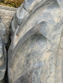 Pneumatiky 650/65 R38 - 4