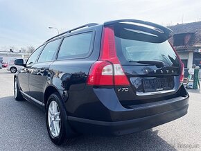 VOLVO V70 2.0D PRAVIDELNÝ SERVIS VOLVO VELMI PĚKNÝ STAV - 4