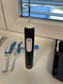 Braun Oral-B, zubní kartáček + přísl., nepoužívaný - 4