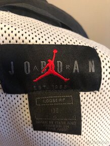 Bunda Jordan Air - 4