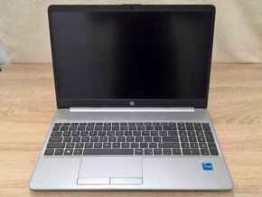 HP 250 G8 - 4