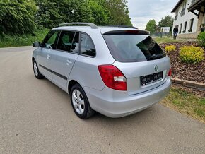 Škoda Fabia 2 combi 1,6 i 77 KW, digi.klima, vyhř. sed. - 4