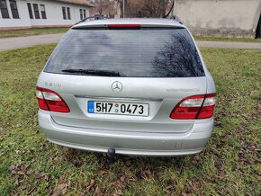 Mercedes Benz e200 LPG - 4