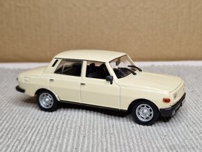 Wartburg Velikost 1:43 Model auta - 4