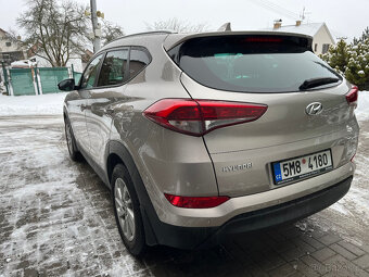 Hyundai Tuscon 1,7 crdi,CZ,1 maj.servis - 4