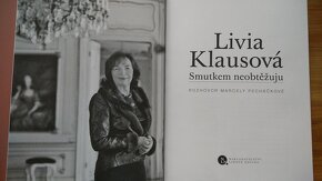 Livia Klausová - Smutkem neobtěžuju, životopis, Václav Klaus - 4